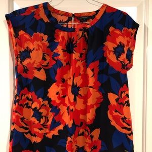 🧡✨Women’s top ✨🧡